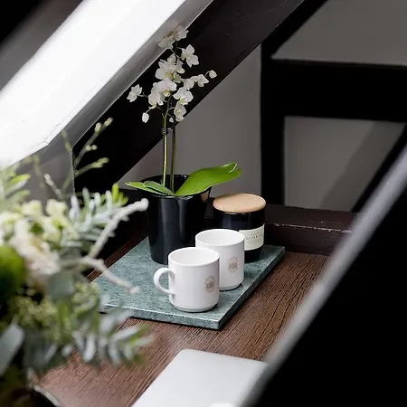 The Self Check-in Boutique