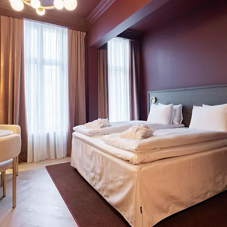 The Hotel 4*